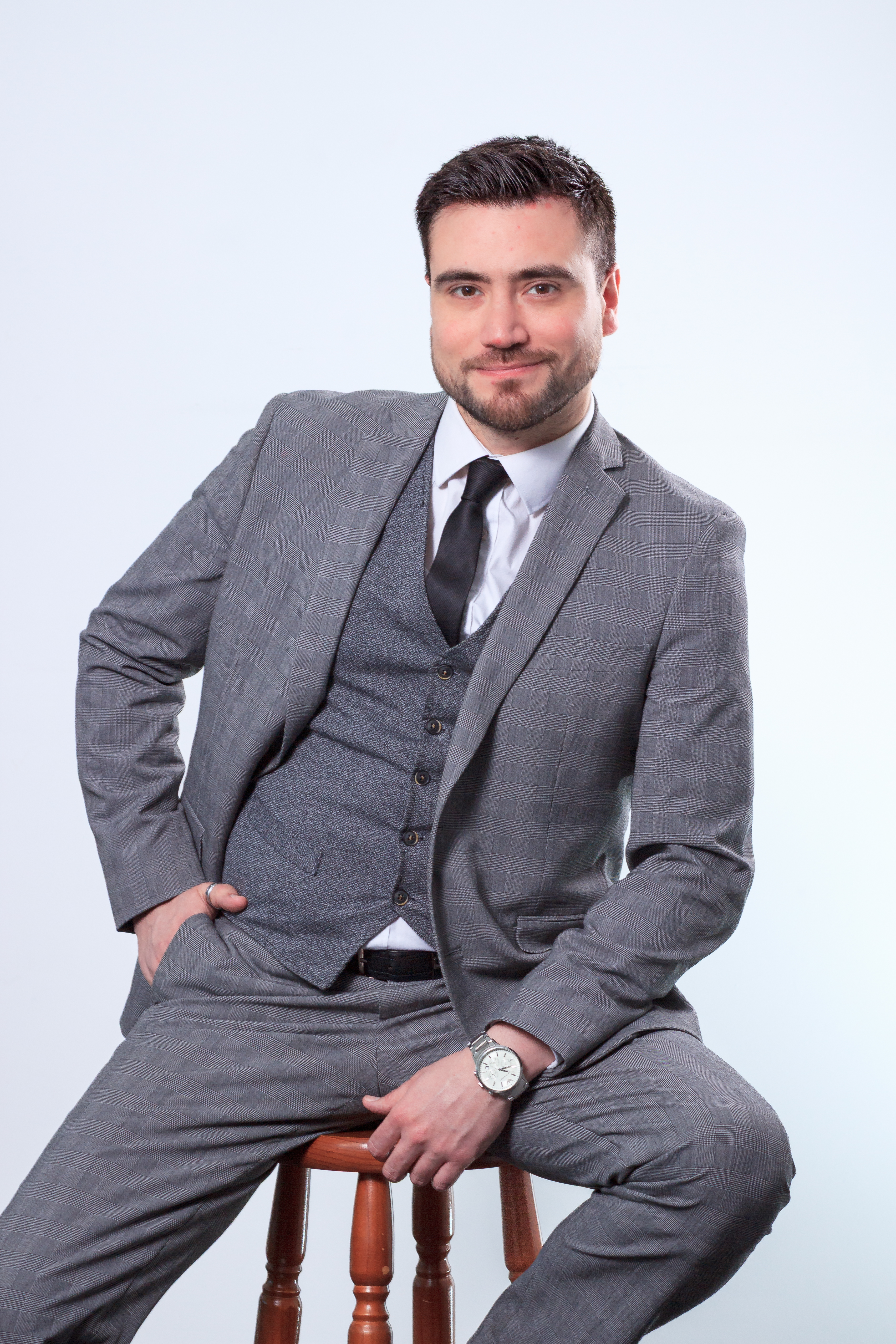 Profile photo of Oscar Burgos